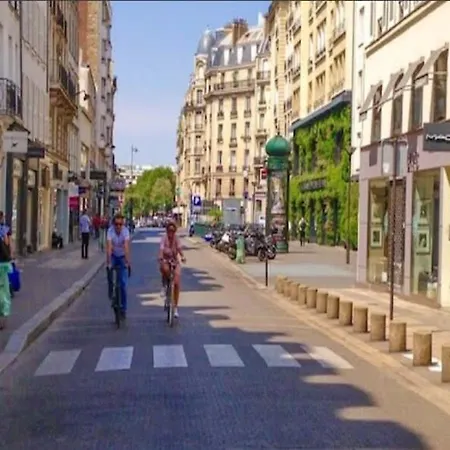 Renovated, Amazing & Huge Flat Of 200 Sqm 16 Apartment