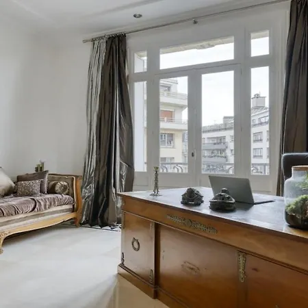 Renovated, Amazing & Huge Flat Of 200 Sqm 16 Lejlighed Paris