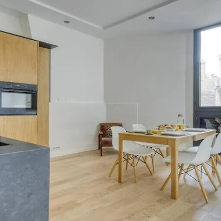 Renovated, Amazing & Huge Flat Of 200 Sqm 16 Apartment Paris